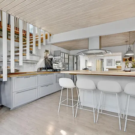 Gorgeous In With House A Panoramic View Holiday home